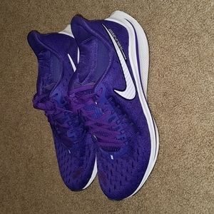 Nike Zoom Vomero 14 size 10.5